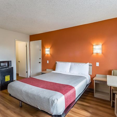 Motel 6-Beaverton, Or Zewnętrze zdjęcie