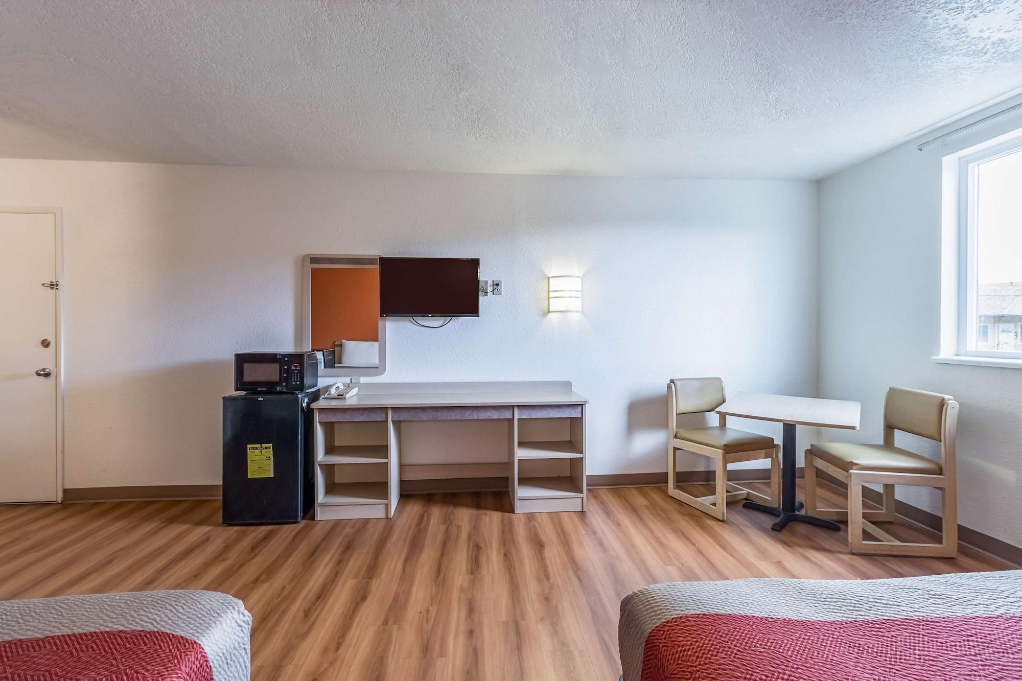 Motel 6-Beaverton, Or Zewnętrze zdjęcie