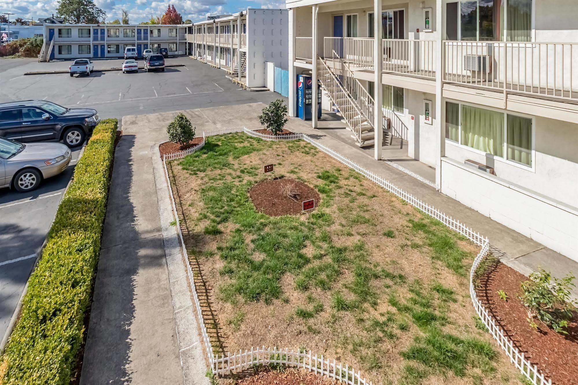 Motel 6-Beaverton, Or Zewnętrze zdjęcie